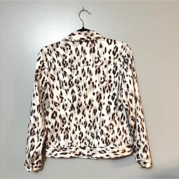 Leopard Print Denim Jacket With Studded Collar By Chicos 0=Small or 4 - Picture 5 of 7